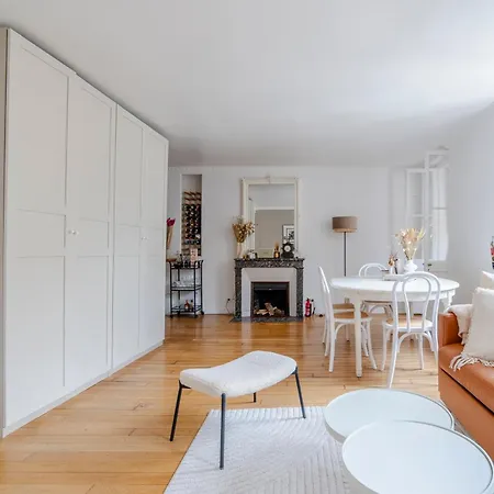 Apartmán Veeve - Earthy Serenity Paříž